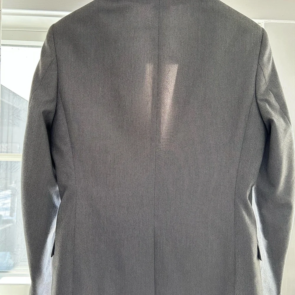 Express Gray Men's Suit - Picture 3 of 10